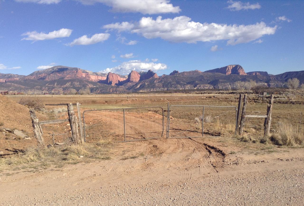 Harmony Belle At Kolob Canyon Bed and Breakfast New Harmony Exteriör bild